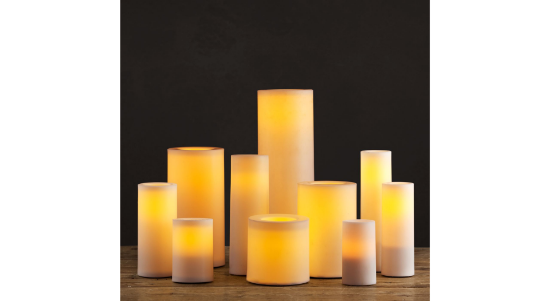 Foto para 9" Ivory Battery-Operated Indoor/Outdoor Flameless Pillar Candle